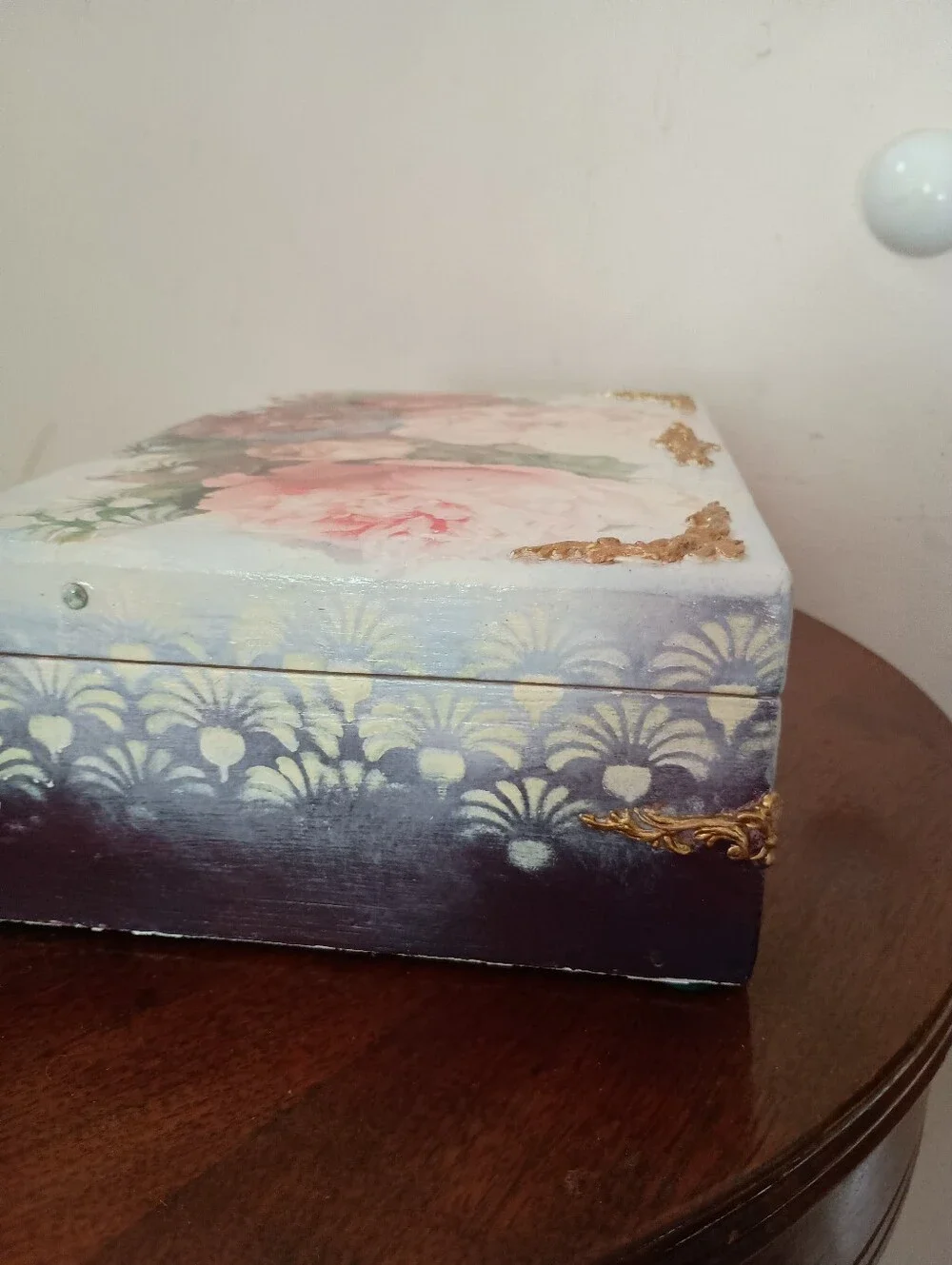 Vng Upcycled Paint/Decoupage Floral Jewelry Box